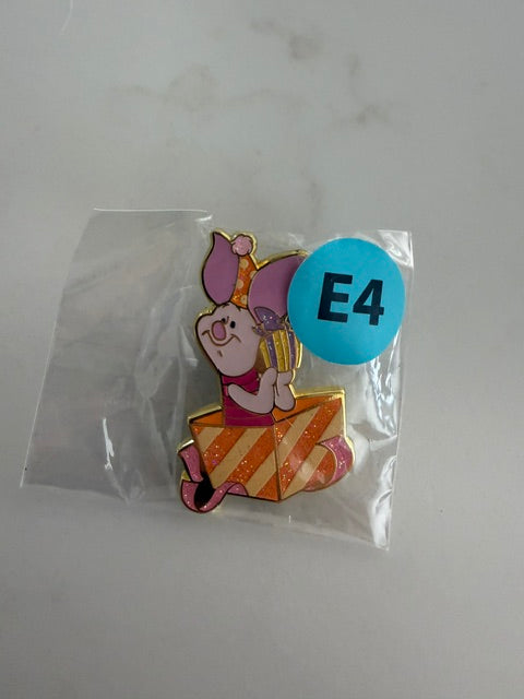 Piglet Magic Prize Winnie the Pooh LE 600 Hong Kong Disney Pin
