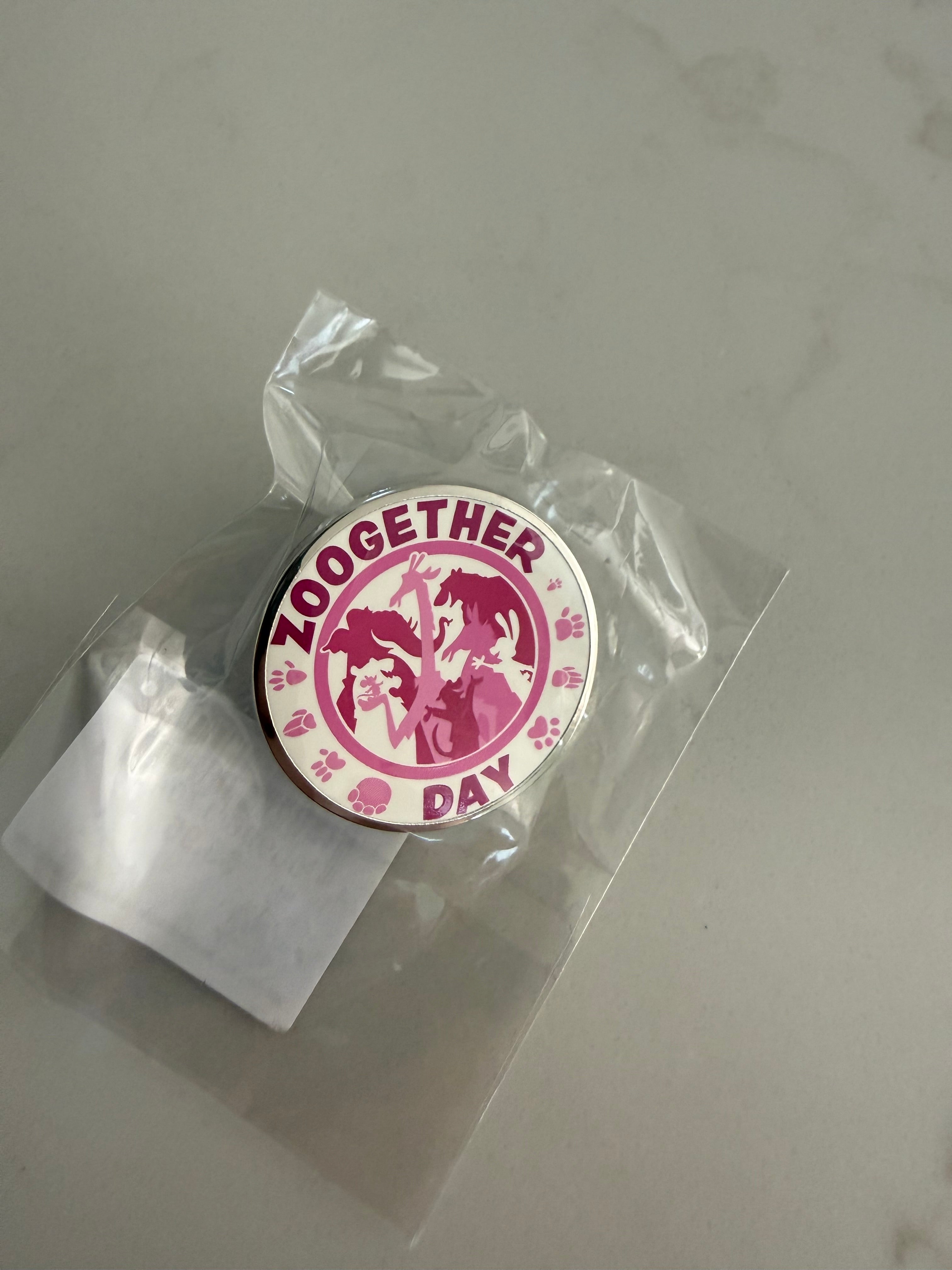 WDI PINS – JD COLLECTIBLES LLC