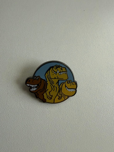 Dinosaur Good Dino Pixar Store Studios LE 400 Disney Pin