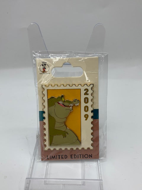 Louis Stamp DEC LE 250 Disney Pin