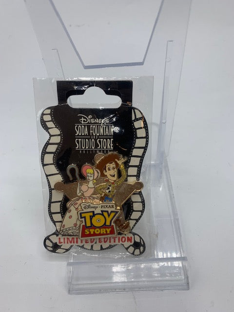 Toy Story Woody Bo Peep DSSH LE 400 Disney Pin