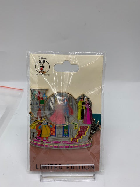 Sleeping Beauty Snow Globe DEC LE 250 Disney Pin