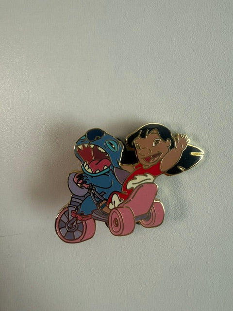 Stitch Lilo Auctions Tricycle LE 1000 Disney Pins
