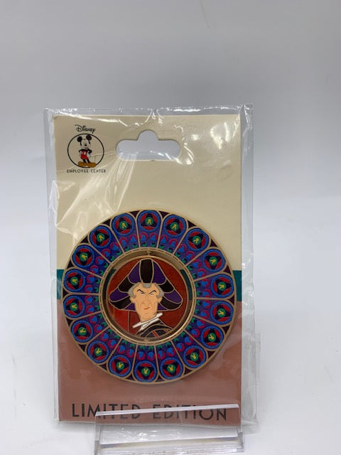 Hunchback Esmeralda Frollo DEC Spinner LE 250 Disney Pin