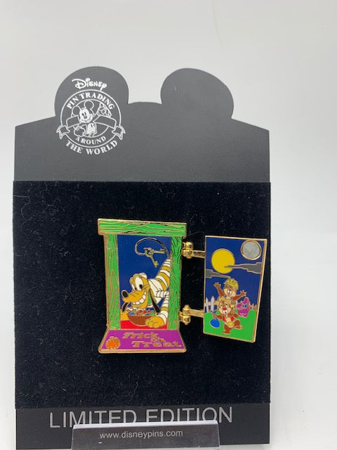 Chip Dale Pluto Shopping Door LE 100 Disney Pin