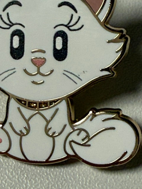 Duchess Adorb WDI LE 400 Flawed Disney Pin