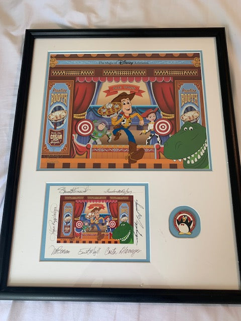 Toy Story Mania Frame Set With Wheezy Pin