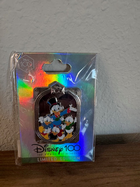 Scrooge DEC 100 LE 400 Disney Pin