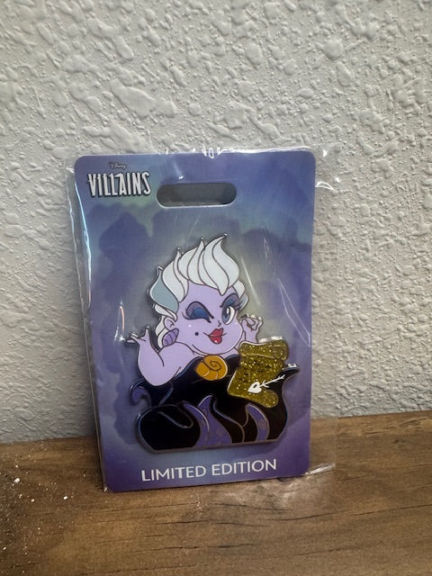 Ursula Chibi WDI LE 400 Villian Pin