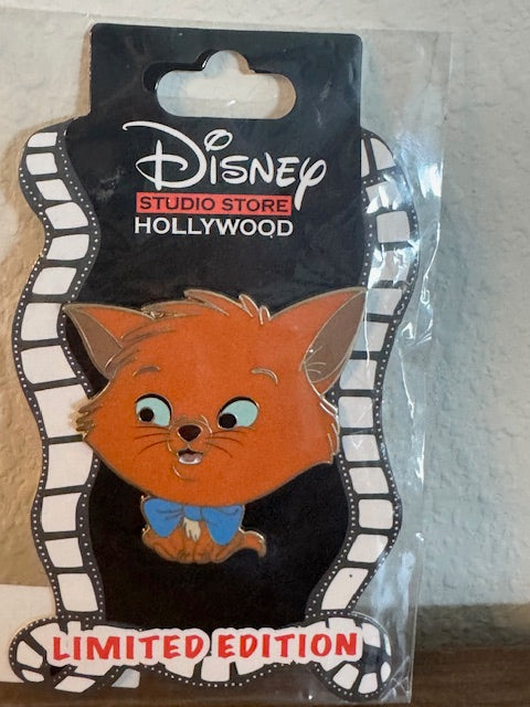 Toulouse Big Head Cat DSSH LE 300 Disney Pin