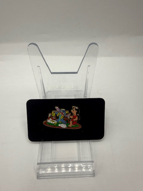 Lilo & Stitch Eating Presents LE 500 Disney Pin