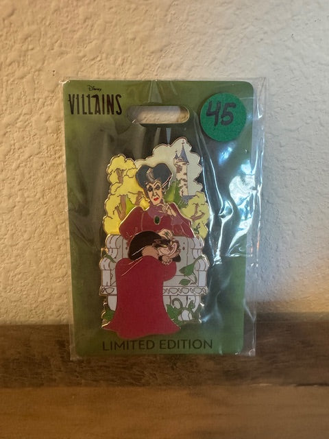 Lady Treamine D23 Villain WDI LE 400 Disney Pin