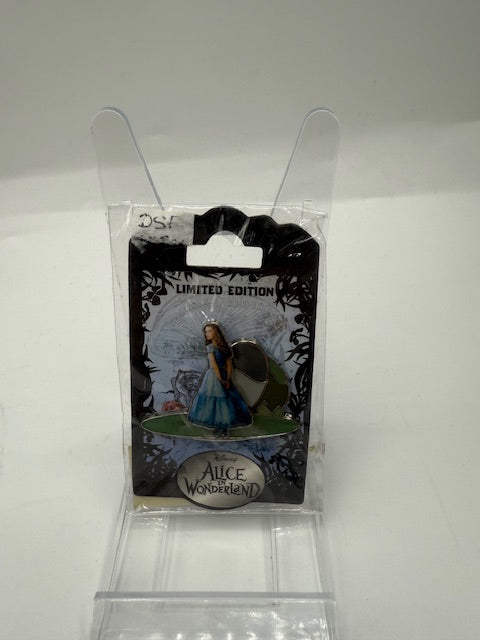 Alice Live Action Tea Cup DSF LE 300 Disney Pin