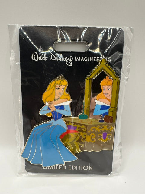 WDI Vanity Blue Sleeping Beauty Aurora LE 300 Pin J