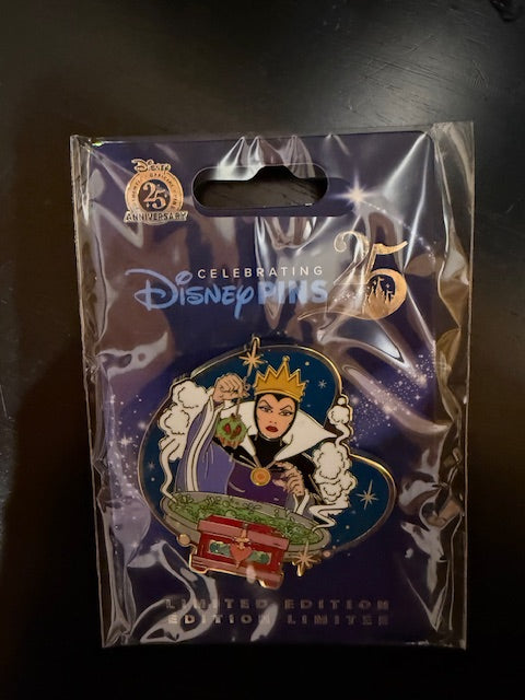 Evil Queen UK LE 600 Disney Pin