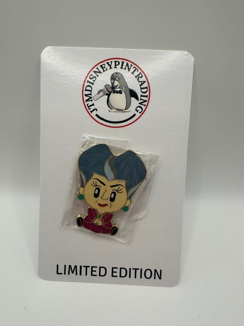 WDI Adorb Lady Tremaine Le 400 Pin J