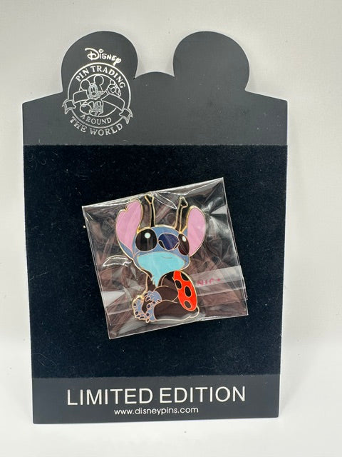 Shopping Lady Bug Stitch LE 135 Pin J