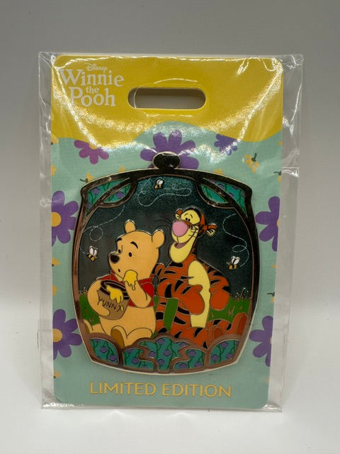 WDI Winnie the Pooh and Tigger LE 300 Pin J