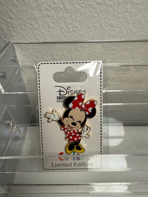 Minnie Cutie DSSH LE 300 Disney Pin
