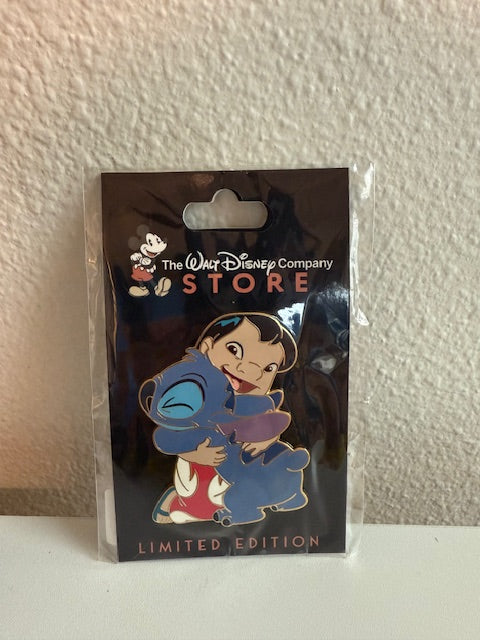 Lilo and Stitch DEC Hug LE 300 Disney Pin