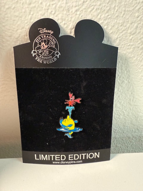 Flounder Ariel Shopping LE 250 Disney Pin