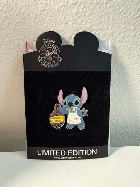Stitch Frozen Turkey Shopping LE 250 Disney Pin