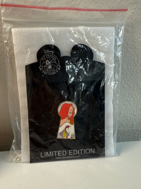 Jessica Rabbit Keyhole Shopping LE 250 Disney Pin