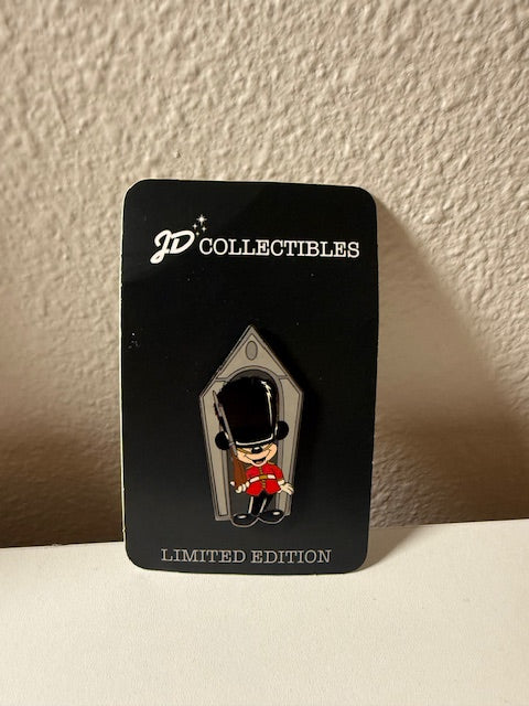 Mickey Mouse England Auctions LE 100 Disney Pin