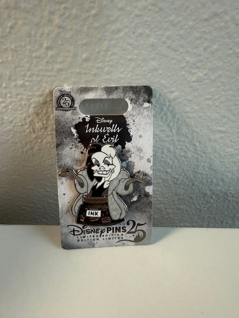 Cruella Inkwell WDW DLR LR 4000 Disney Pin