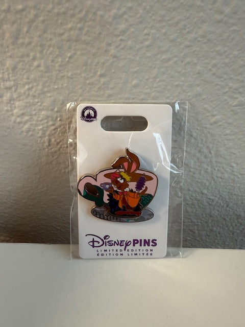 March Hare Alice Wonderland Teacups LE 500 UK Store Disney Pin