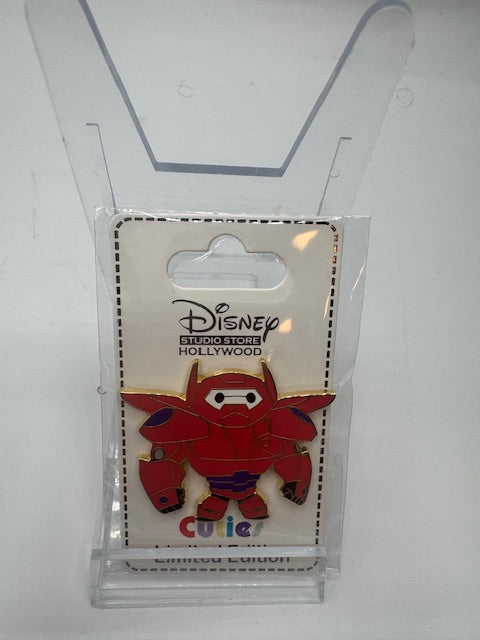 Armor Baymax Cutie DSSH LE 300 Disney Pin