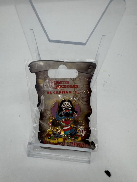 Stitch Pirates DSF Gold Treasure LE Pin