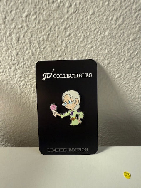 Ellie PTD DSSH LE Disney Pin