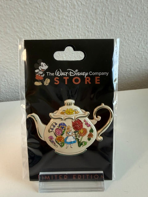 Alice Roses Teapot