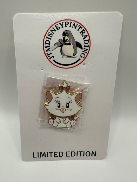 WDI Adorb Marie LE 400 Pin J