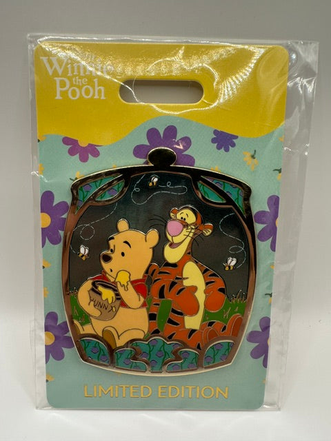 Wdi Pooh and Tigger LE 300 Pin J