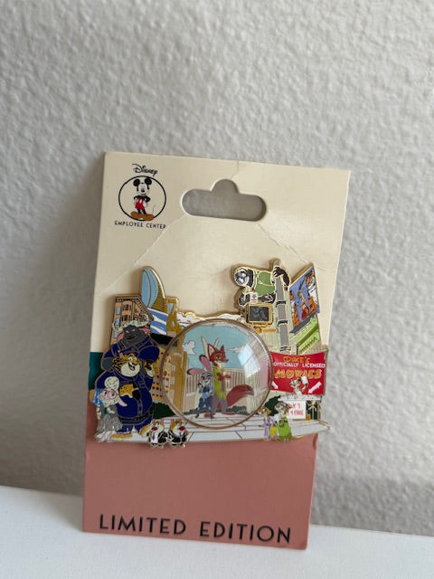 Zootopia Snow Globe DEC LE 250 Disney Pin