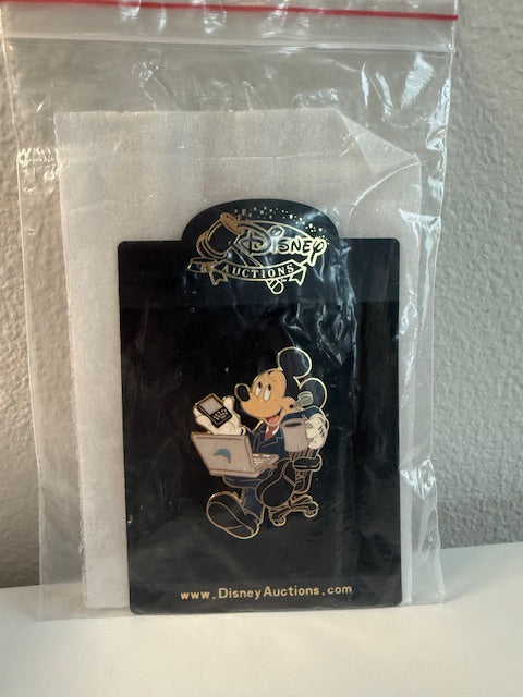 Mickey Mouse Auctions Boss Day Ceo LE 100 Disney Pin