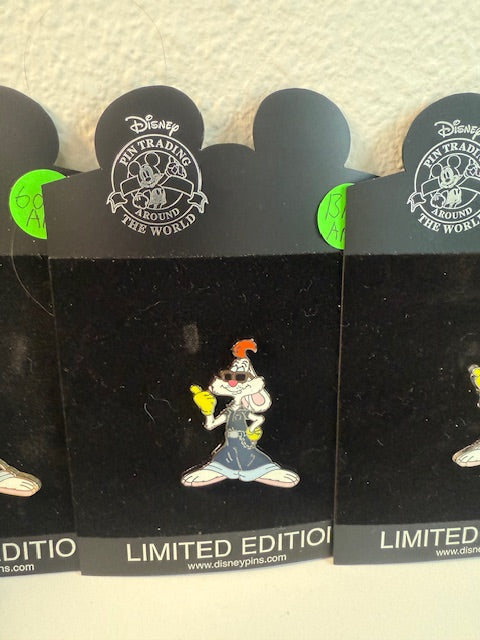 Roger Rabbit Shopping AP Set of PINS LE 4