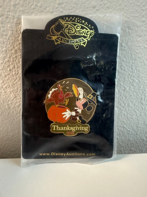 Mickey Mouse Auctions Thanksgiving LE 100 Disney Pin
