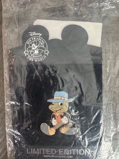 Jiminy Cricket High School Shopping Pin LE 250 Disney Pin