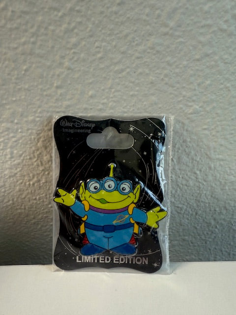 Little Green Men WDI LE 250 Disney Pin