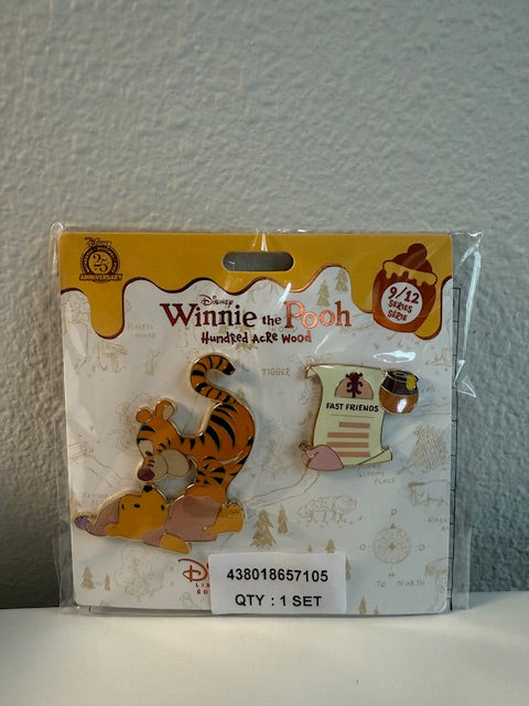 Winnie the Pooh 9/12 LR Disney Pin