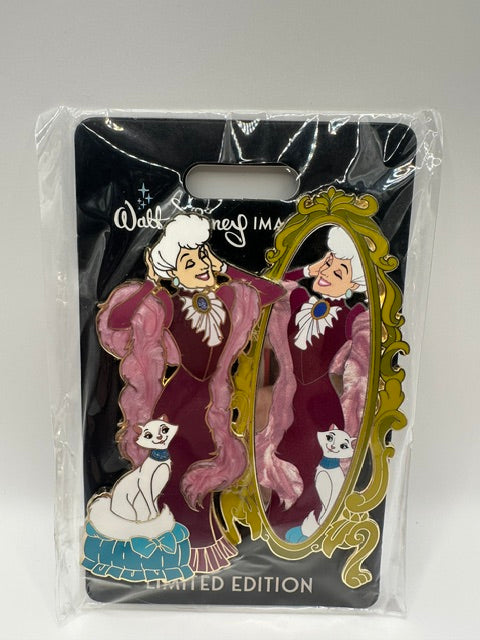 WDI Vanity Duchess LE 300 Pin J
