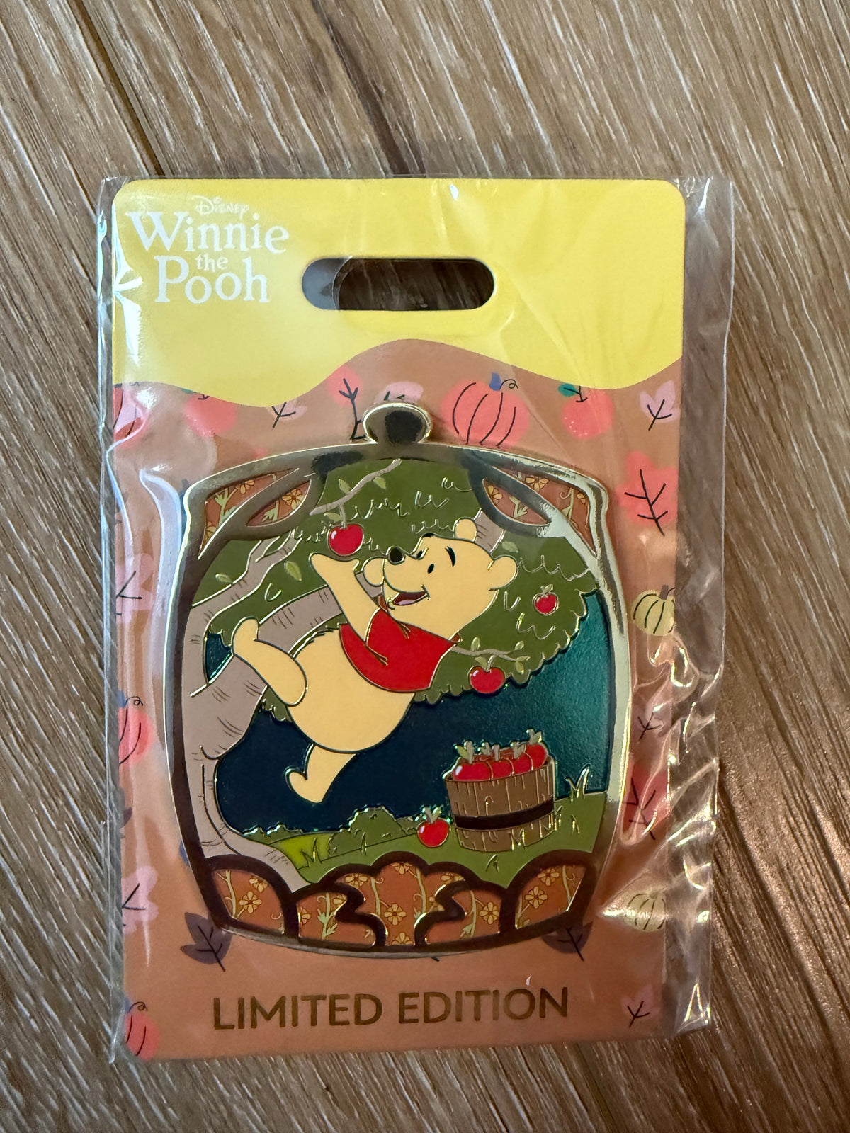 Pooh Seasons Apple WDI