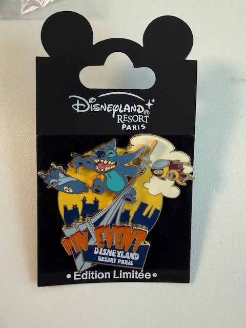 Stitch King Kong Eiffel Tower LE 600 Paris Pin