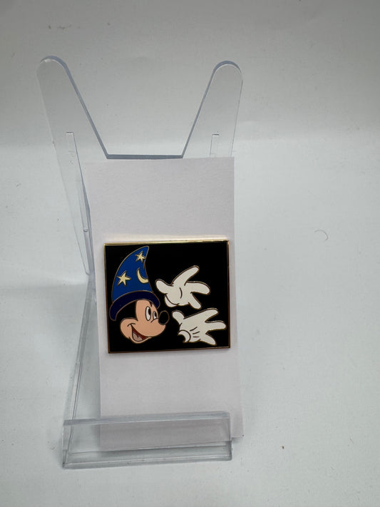Sorcerer Mickey White Gloves Auctions LE 1000 Disney Pin