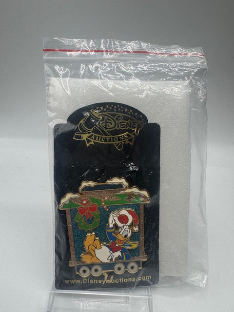 Donald Duck Christmas Train Auctions LE 100 Disney Pin