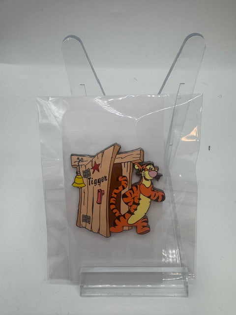 Tigger Auctions Door LE Disney Pin