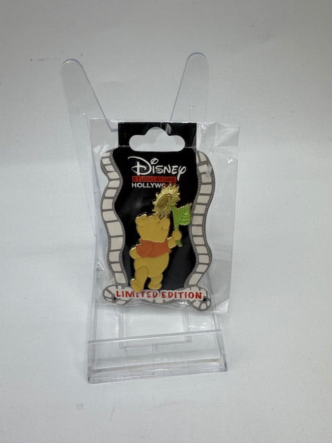 Pooh DSSH Flower LE 400 Disney Pin